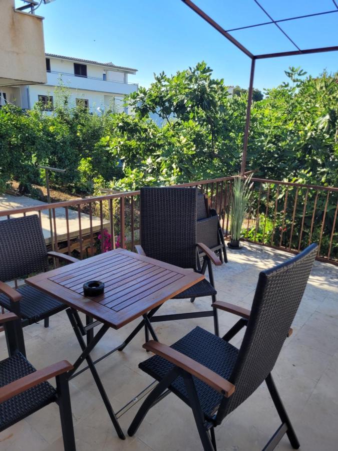 Apartamento Harizma Primošten Exterior foto
