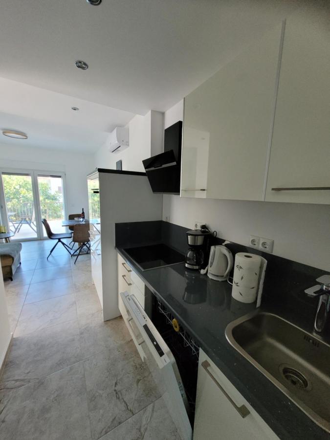 Apartamento Harizma Primošten Exterior foto