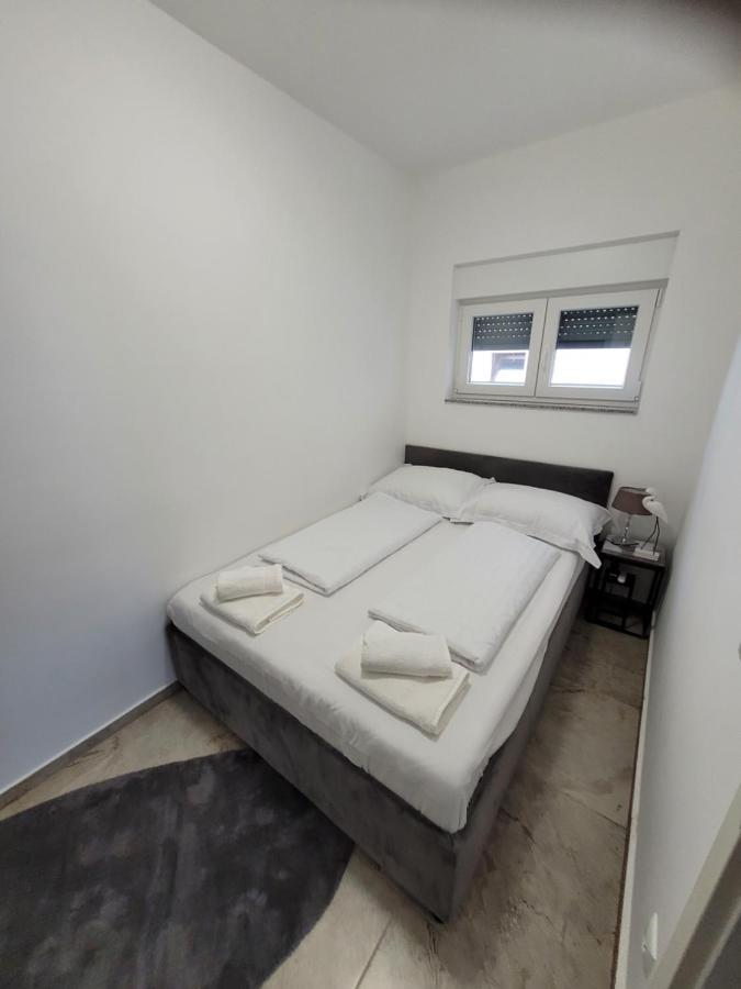 Apartamento Harizma Primošten Exterior foto