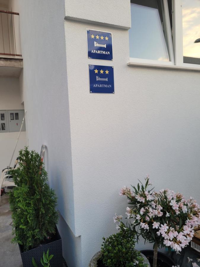 Apartamento Harizma Primošten Exterior foto