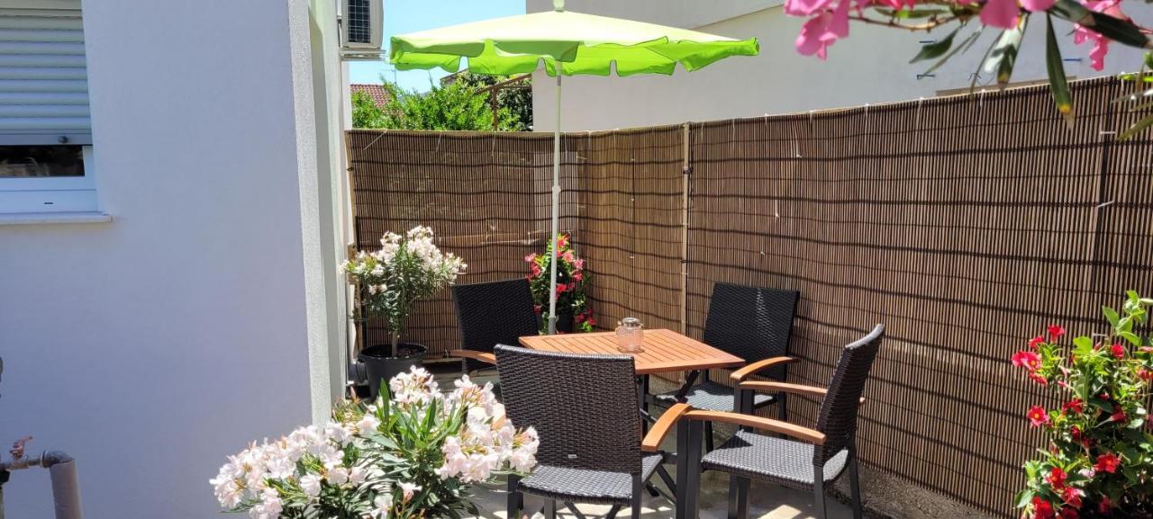 Apartamento Harizma Primošten Exterior foto